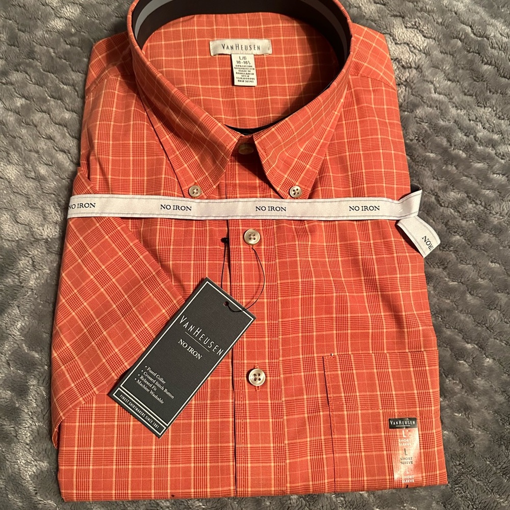 Men's Van Heusen Large Relaxed Fit Orange Casual Button Down Short Sleeve Shirt
